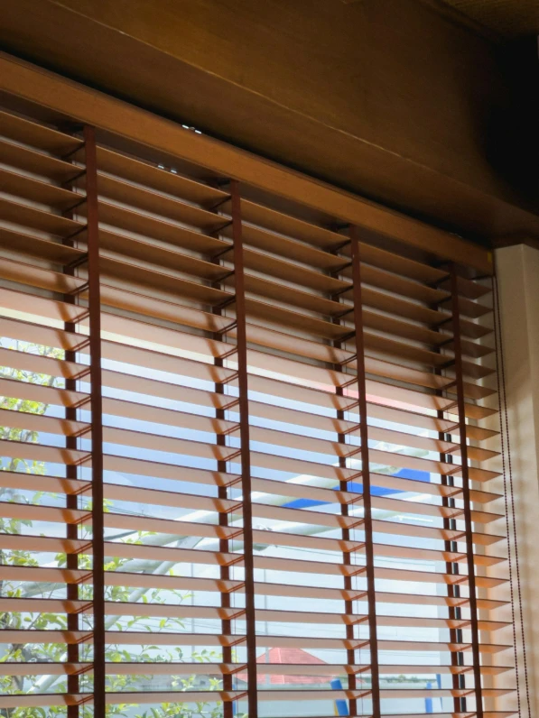 wooden-blind